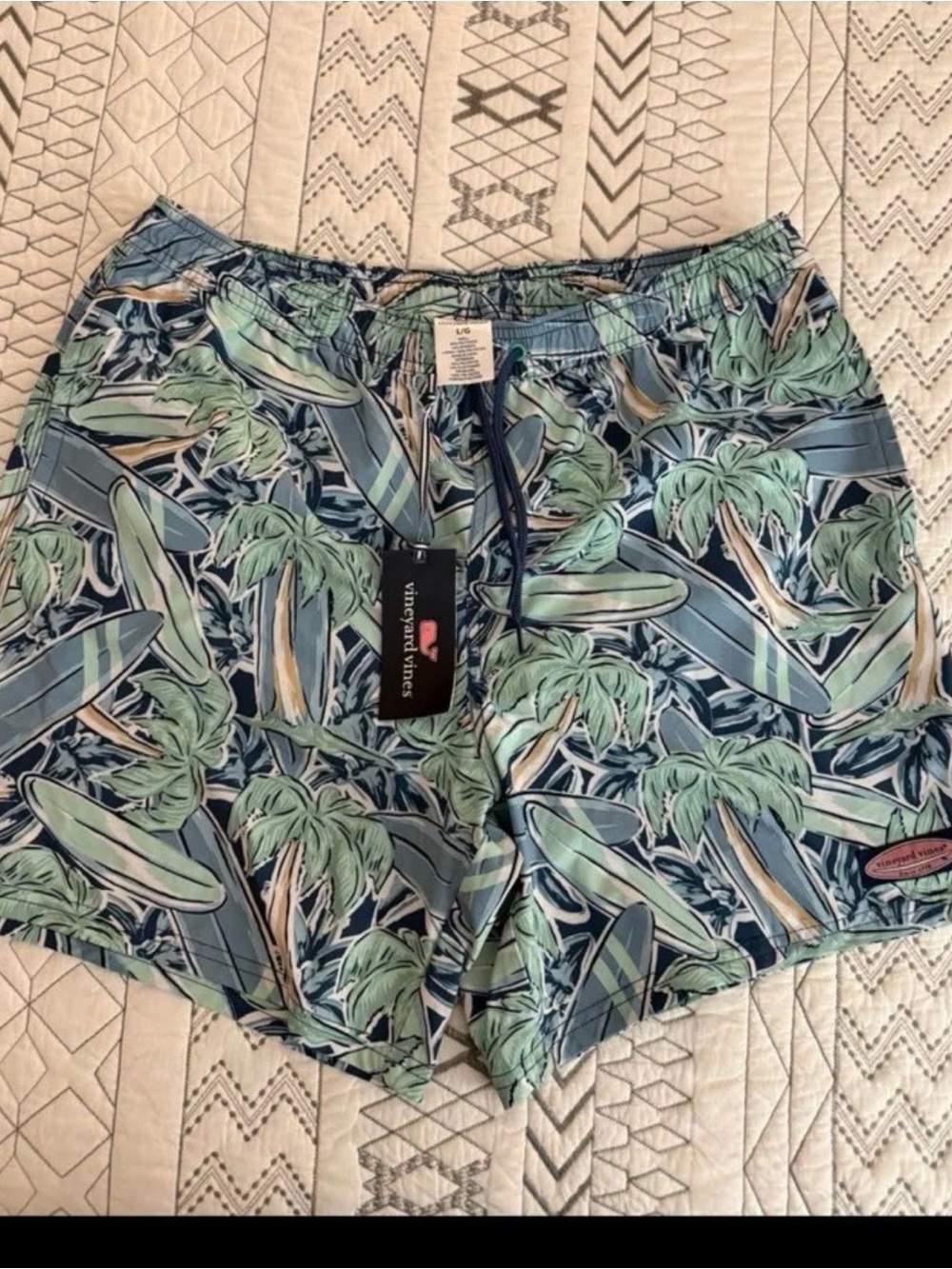 Vineyard Vines Green and Blue Tropical Palm Swim Trunks New